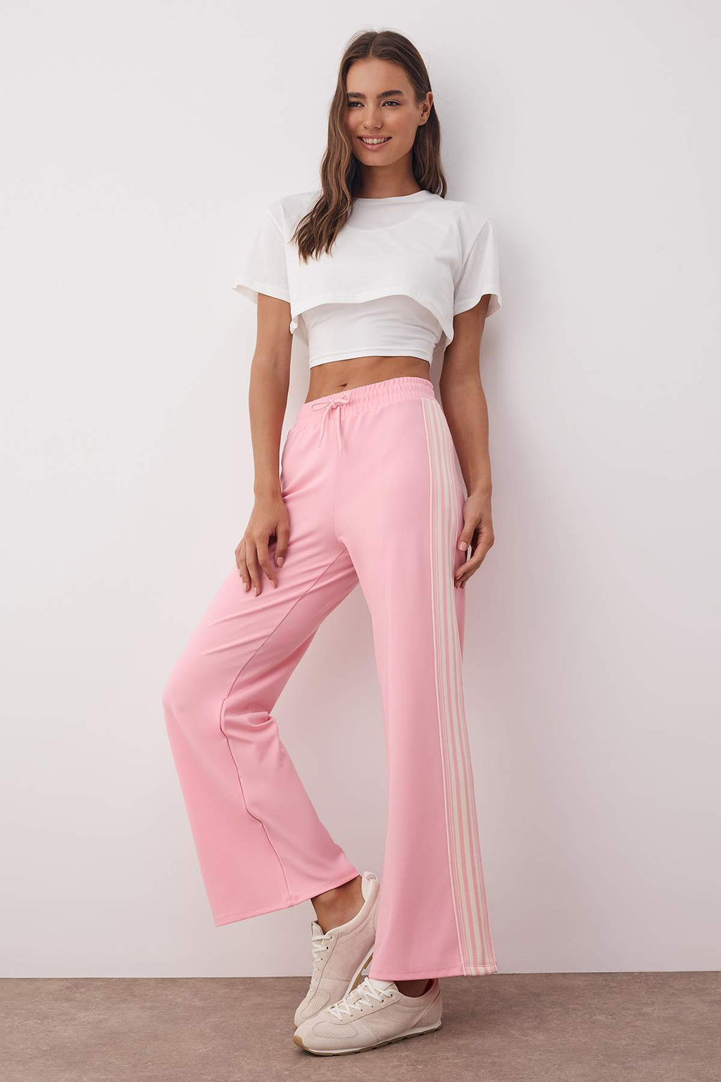 Siyah Cizgili Dalg?c/Scuba Kumas Spor Orme Esofman Alt? THMSS25EA00006 - Trendyolmilla фото 6