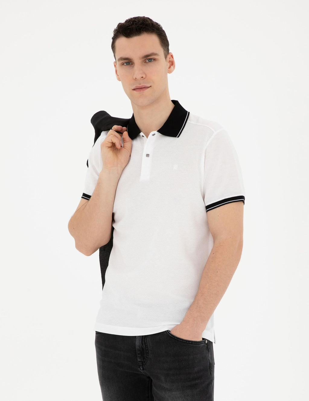 Beyaz Slim Fit Ti__rt