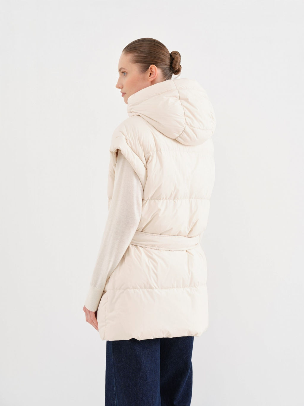 Conso/WDM 230558 - milk Пуховый жилет  фото 4