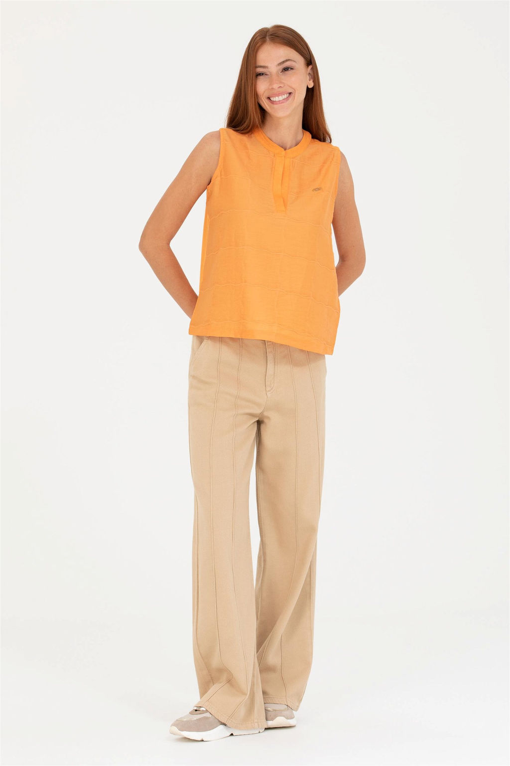 U. S. Polo Assn Женская оранжевая футболка без рукавов с v-образным вырезом - U.s. polo assn фото 4