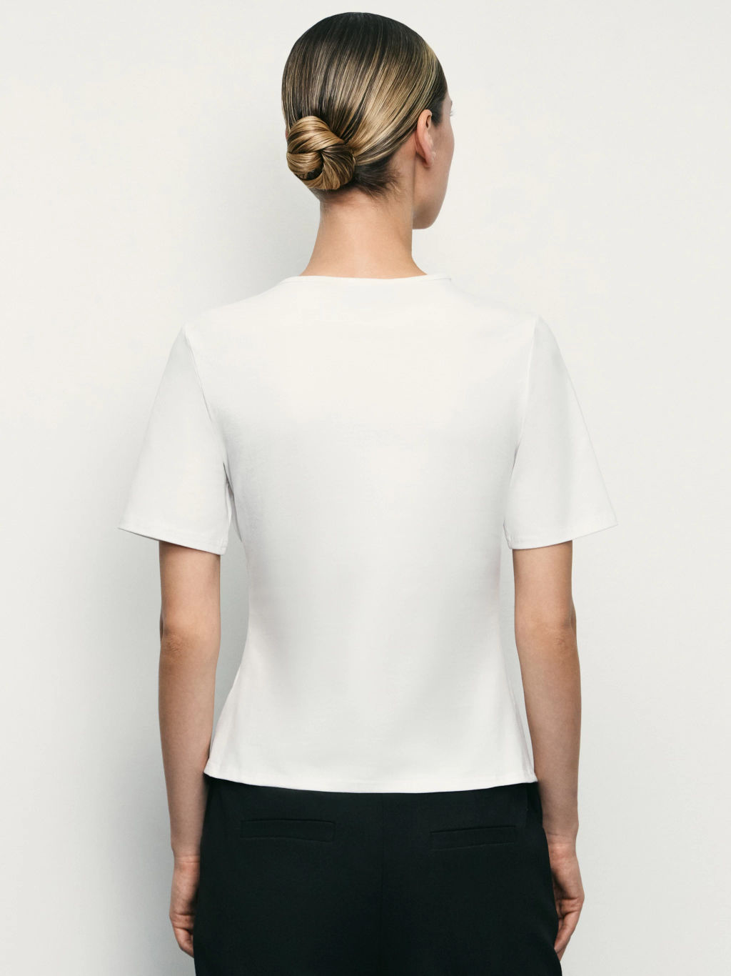 Футболка ассиметричного кроя на кнопках / Zarina  фото 5