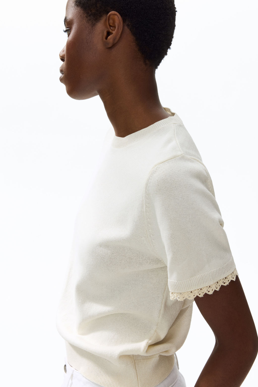 Top de punto fino con ribetes de encaje - H&m фото 5