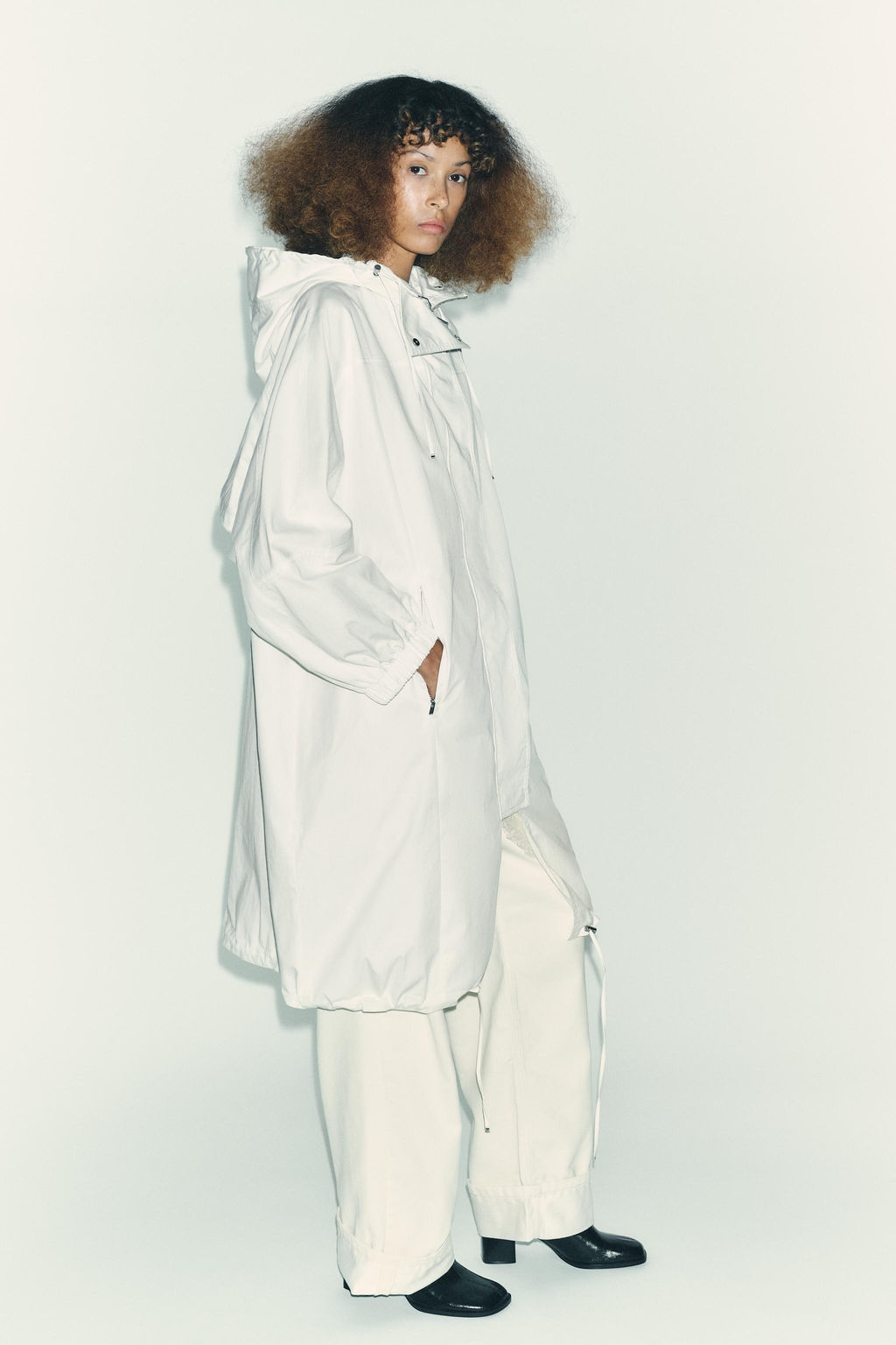 OVERSIZE MULTI-POSITION HOODED PARKA ZW COLLECTION - Zara фото 3