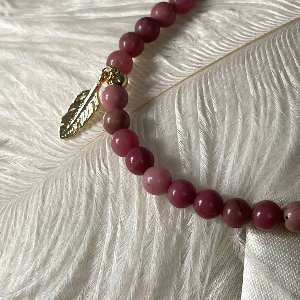 Браслет с подвеской из Родонита