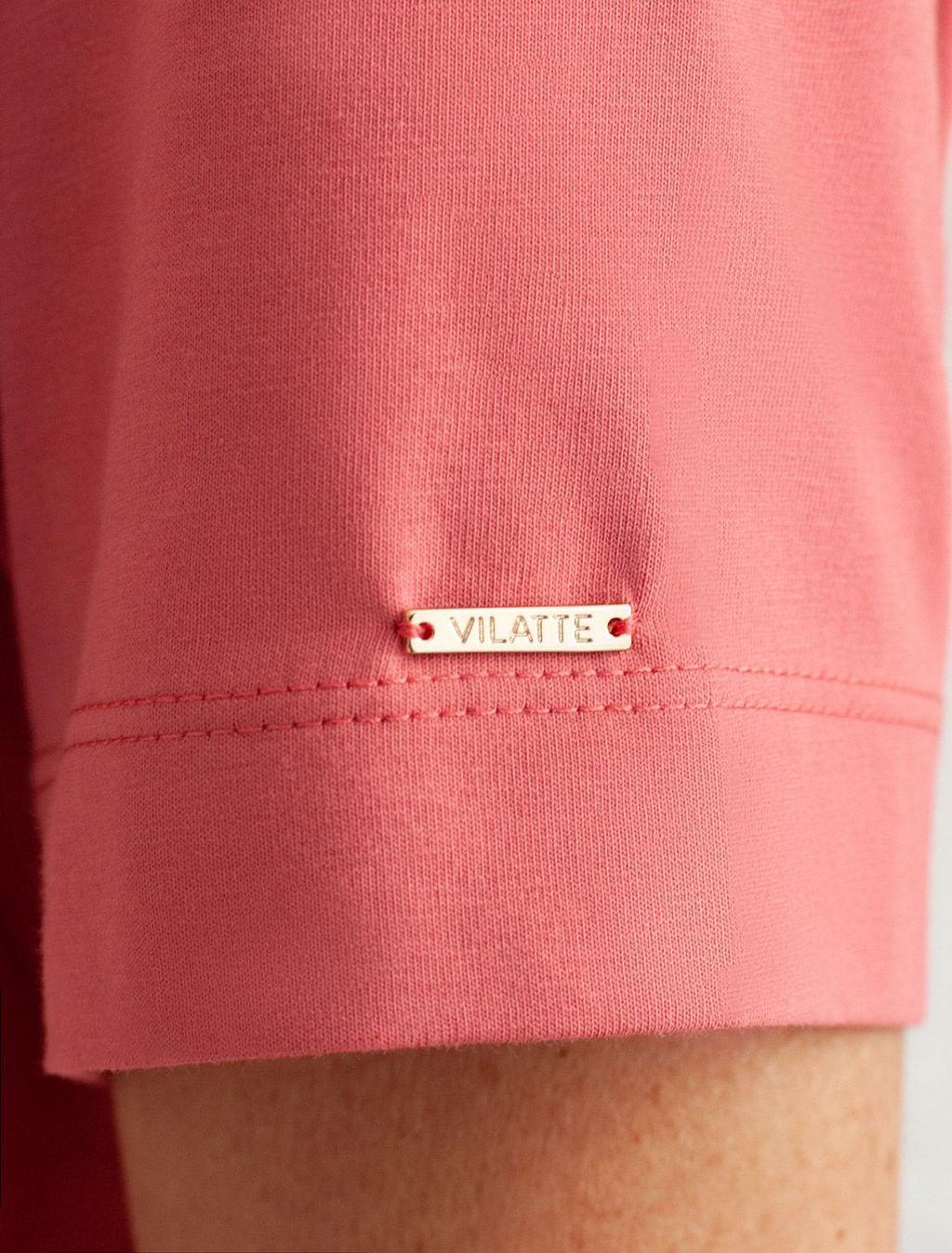 D49.110 Футболка женская терракота