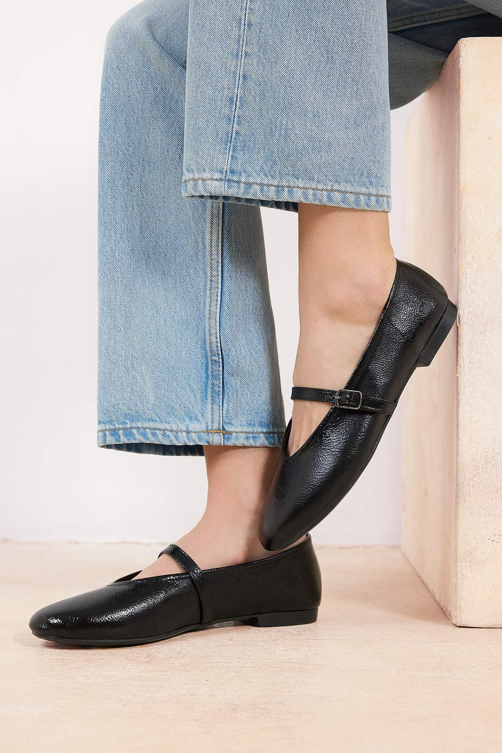 Siyah Mary Jane Kad?n Babet TAKSS26BE00017 - Trendyolmilla фото 2