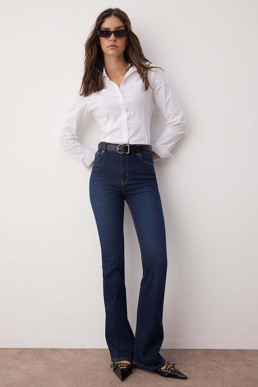Koyu Mavi Yuksek Bel Flare Jeans TWOSS25JE00052 - Trendyolmilla фото 2