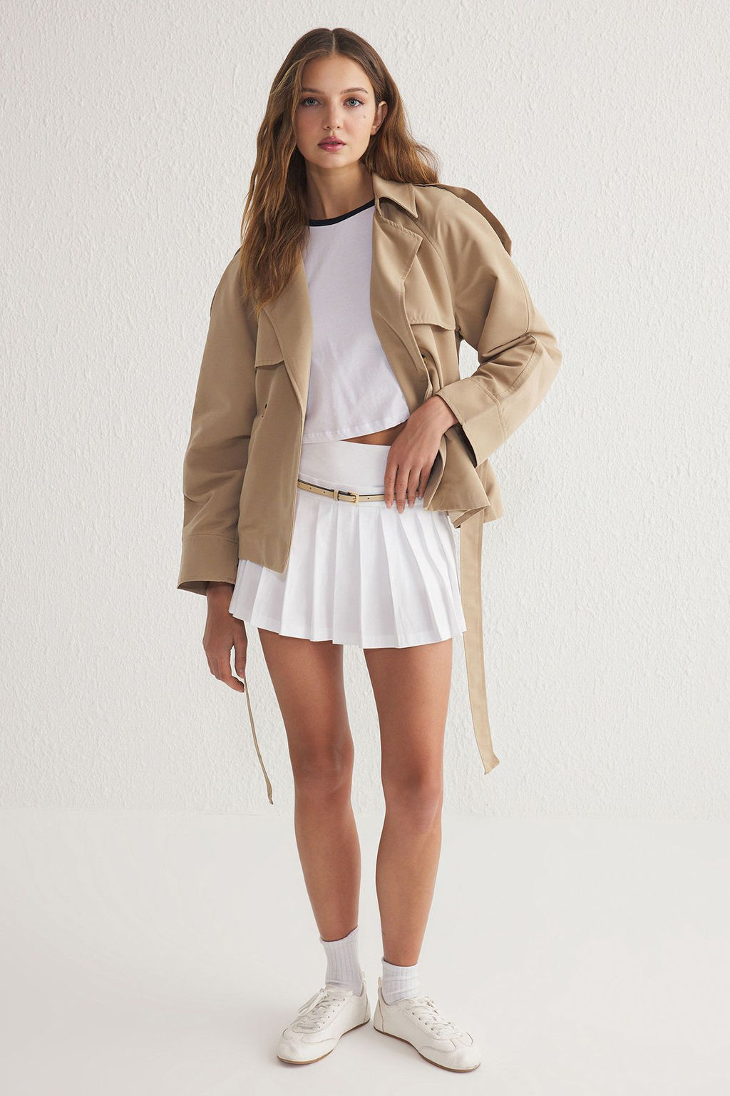 Bej Oversize Genis Kesim Kemerli Trenckot TWOAW24TR00011