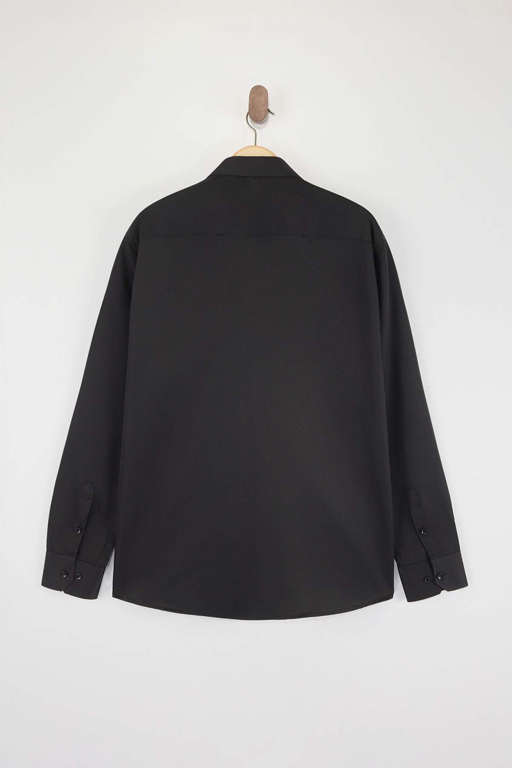 Siyah Fitted Erkek Buyuk Beden Gomlek TMNSS26AX00006