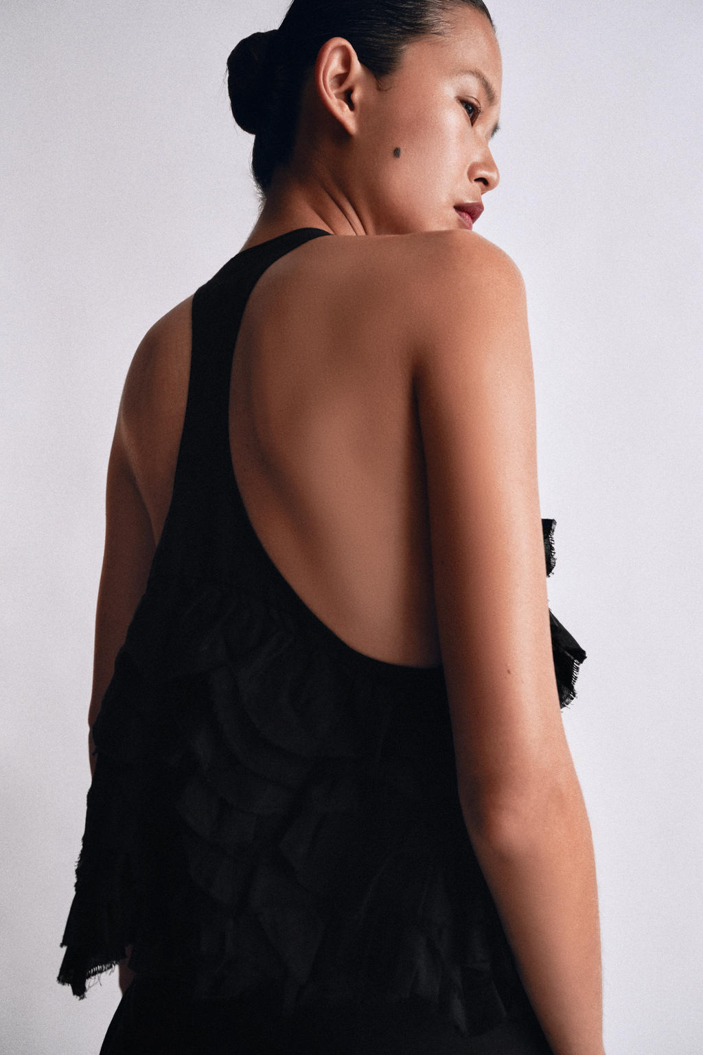 TOP VOLANTES CON RAMIO ZW COLLECTION / Negro