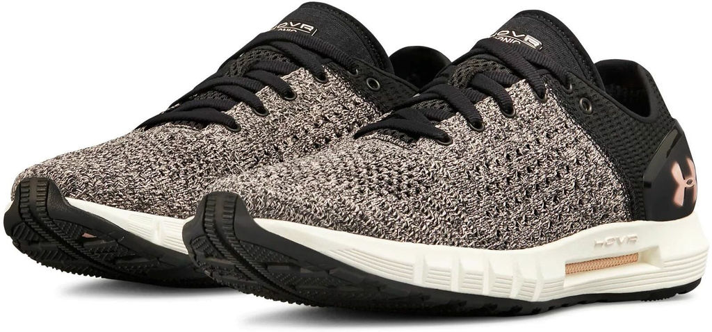 Кроссовки женские