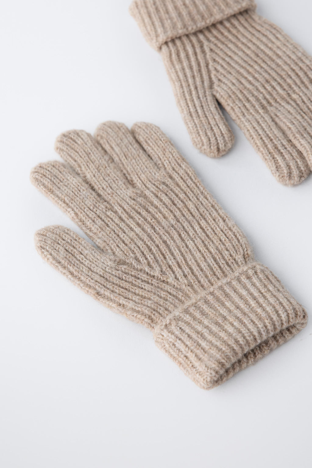 PLAIN KNIT GLOVES - Zara фото 2