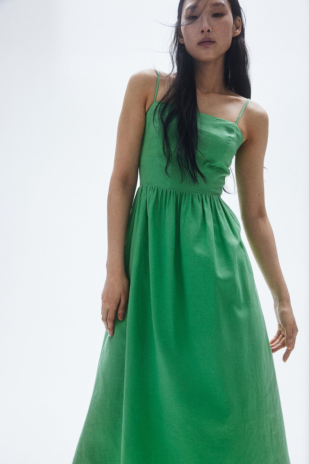 Vestido midi en mezcla de lino - H&m фото 2