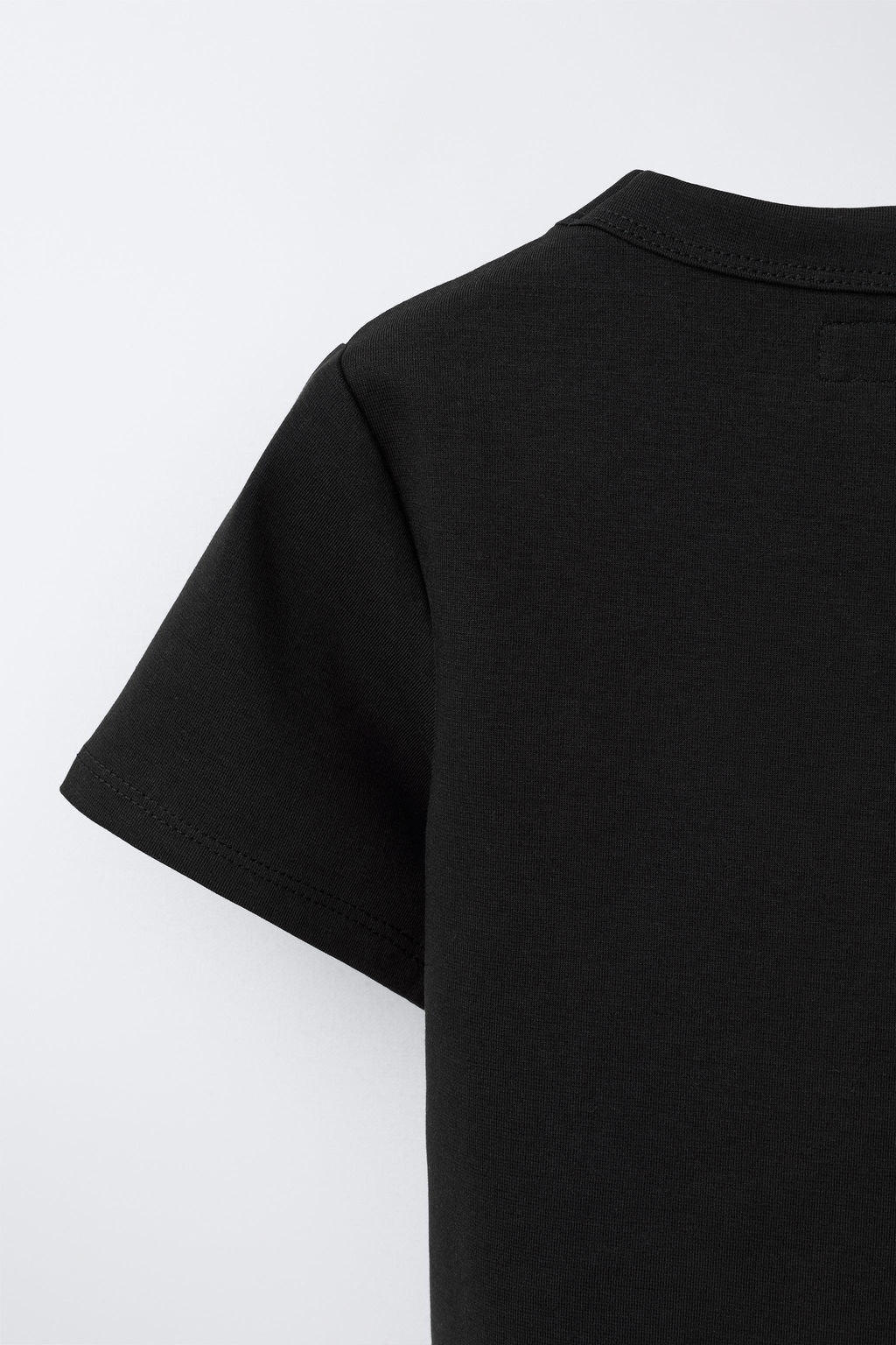 CAMISETA LISA INTERLOCK / Negro - Zara фото 4