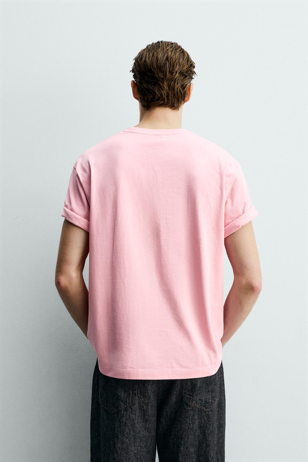 CAMISETA TEXTO BORDADO / Rosa lavado