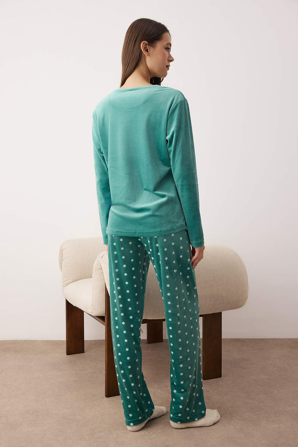 Yesil Kar Tanesi Desenli Penguen Nak?sl? Kadife Orme Pijama Tak?m? THMAW26PT00194