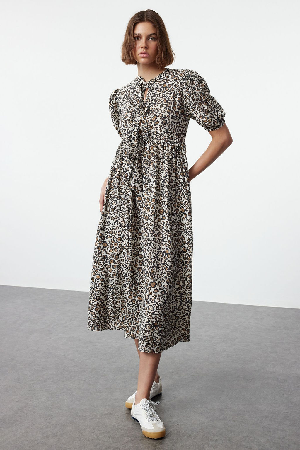 Trendyolmilla Cok Renkli Animal A-line Maxi Dokuma Elbise TWOSS24EL01140