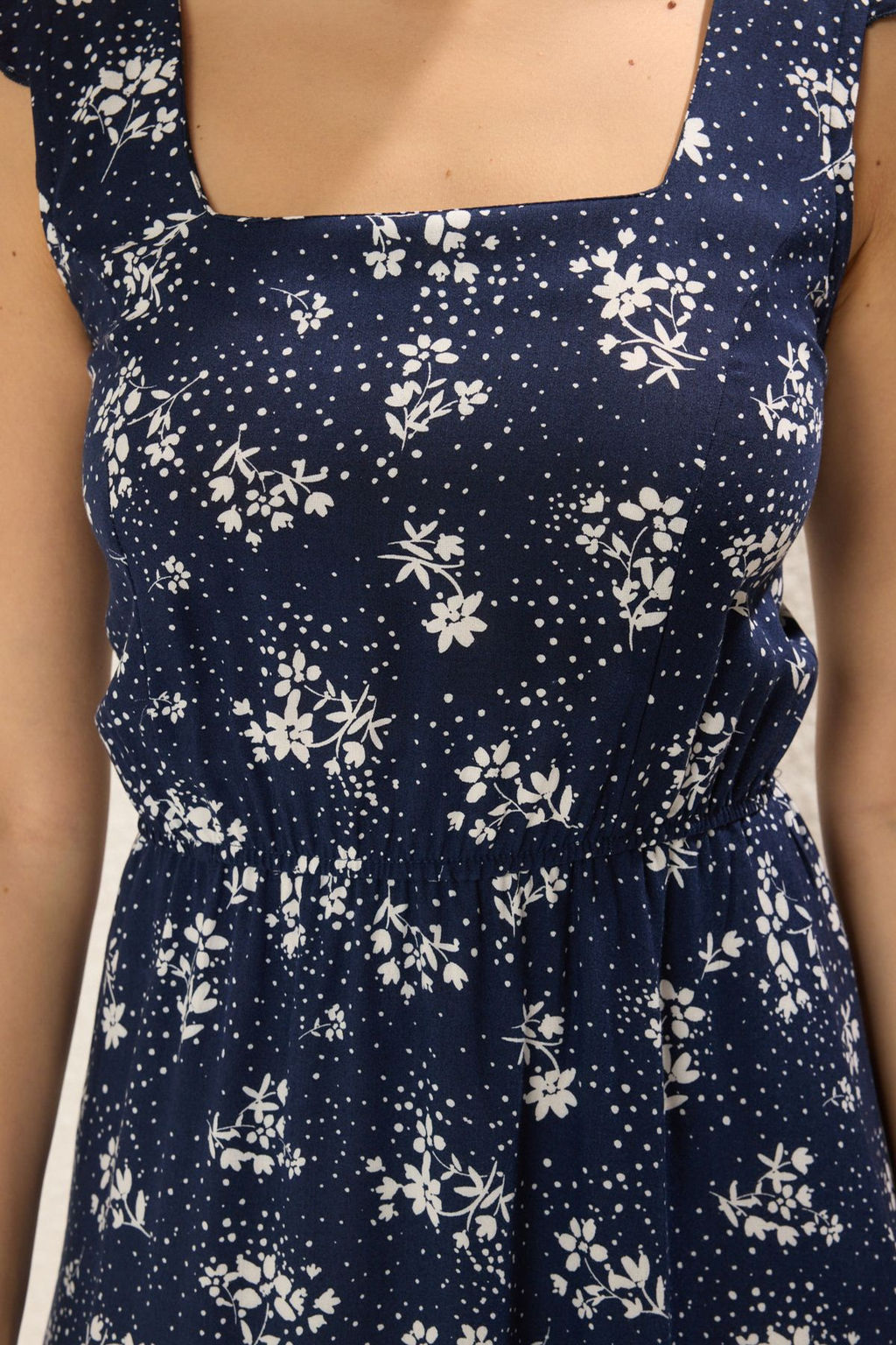 Koyu Lacivert Cicekli Etegi Belden Ac?lan F?rf?rl? Midi Dokuma Elbise TWOSS20EL3331