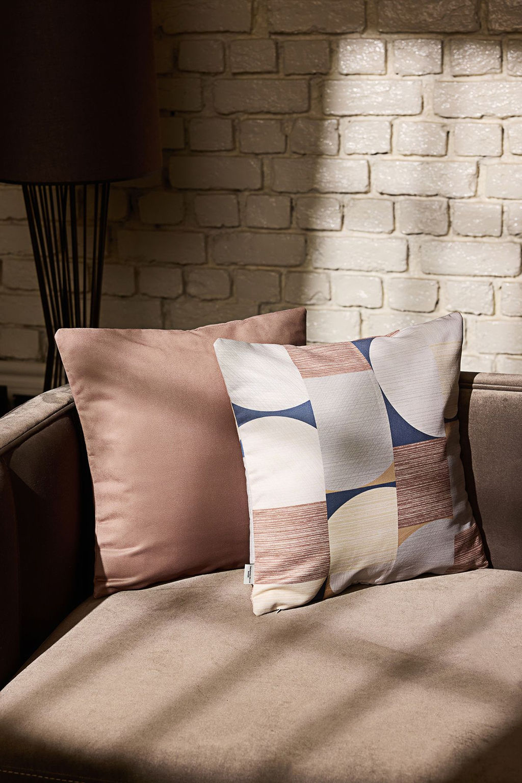 Trendyolmilla Home 2li Geometrik Desenli ve Duz K?rlent K?l?f? 45x45cm TPHSS25KKK00006  фото 5