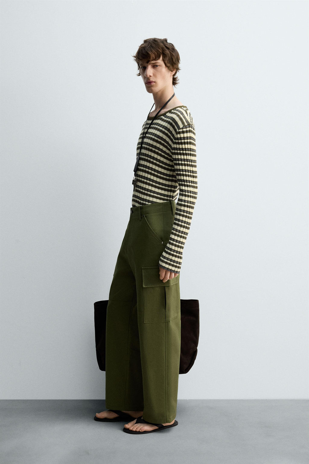 RELAXED FIT CARGO TROUSERS - Zara фото 4
