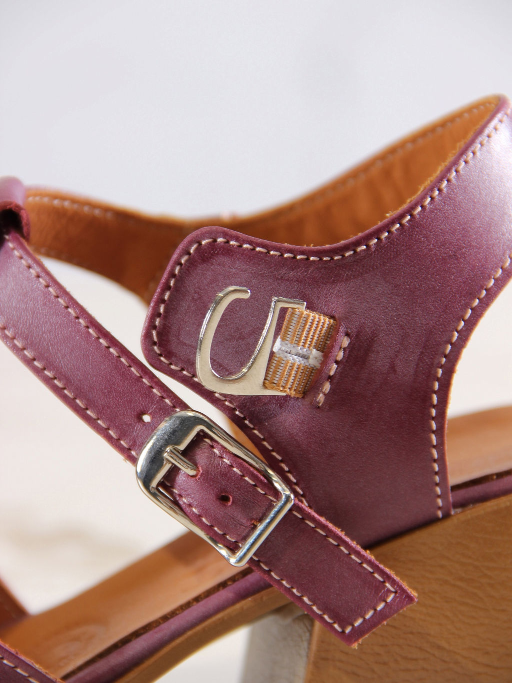 Босоножки 5037.23663bе.Вакса бордо+коричневый