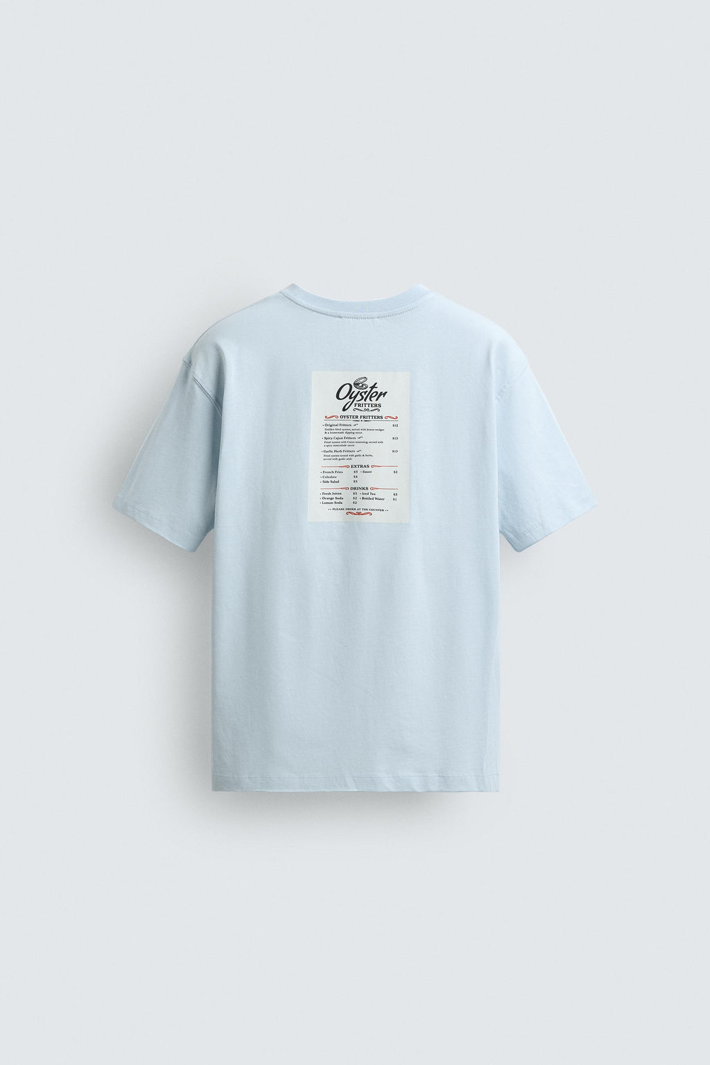 CAMISETA ESTAMPADO CONTRASTE PARCHE / Celeste