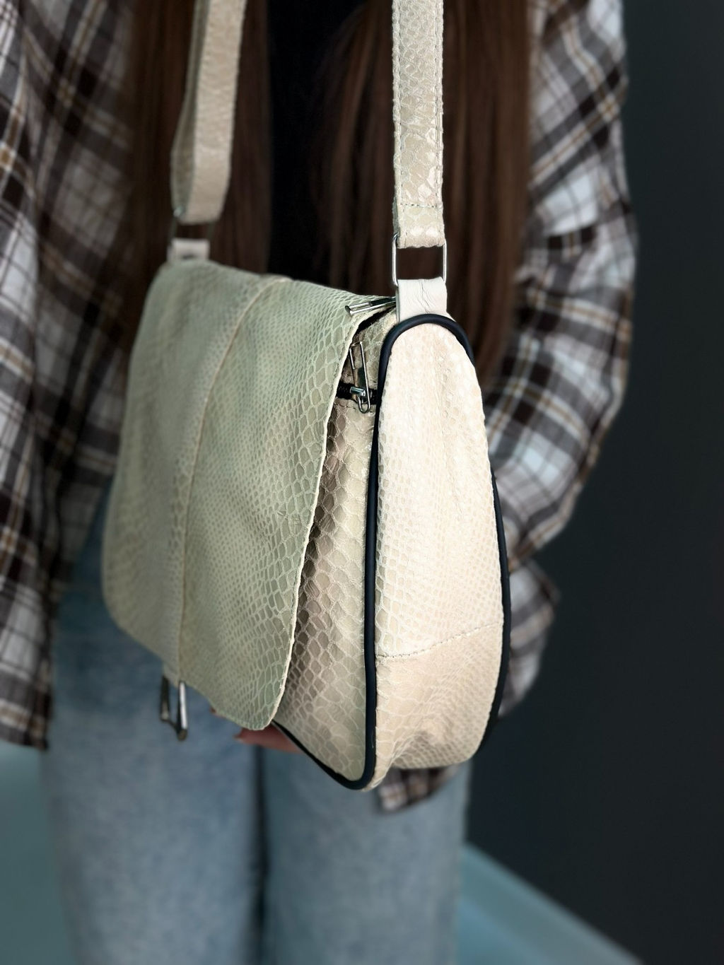 Сумка женская из телячьей кожи