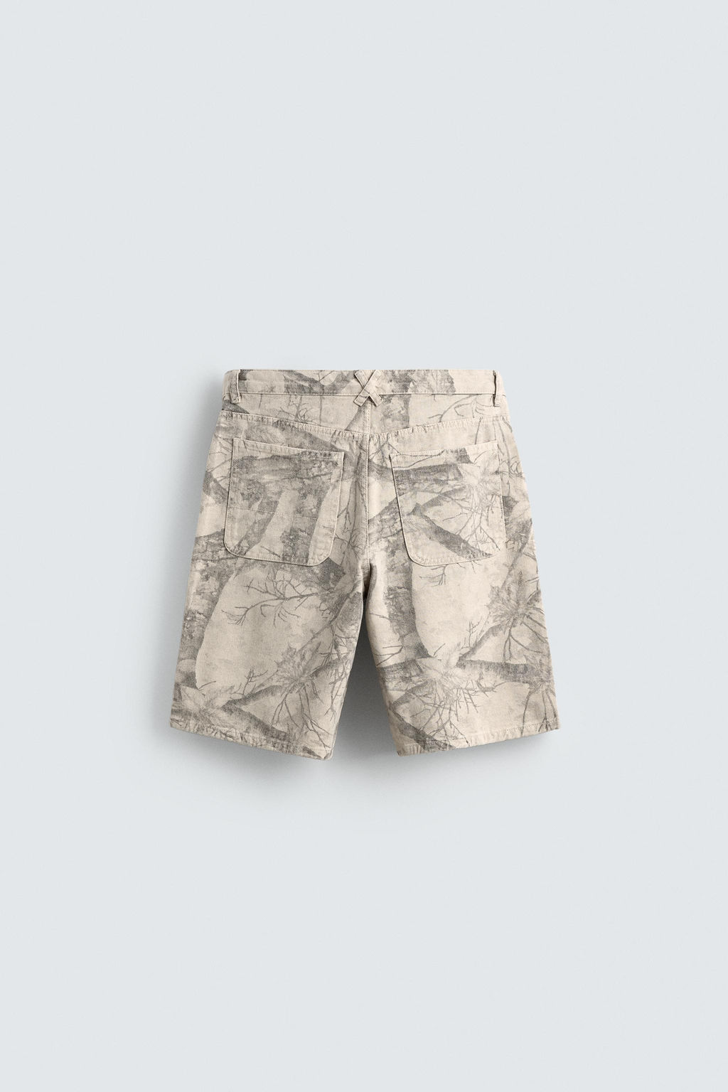 BERMUDA BAGGY FIT ESTAMPADO ?RBOLES / Estampado