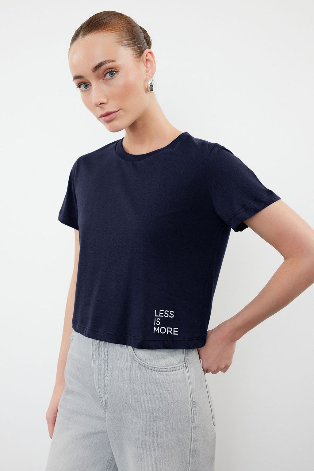 TRENDYOLMILLA Siyah %100 Pamuk Slogan Bask?l? Crop Bisiklet Yaka Orme T-Shirt TWOSS23TS00125  фото 13
