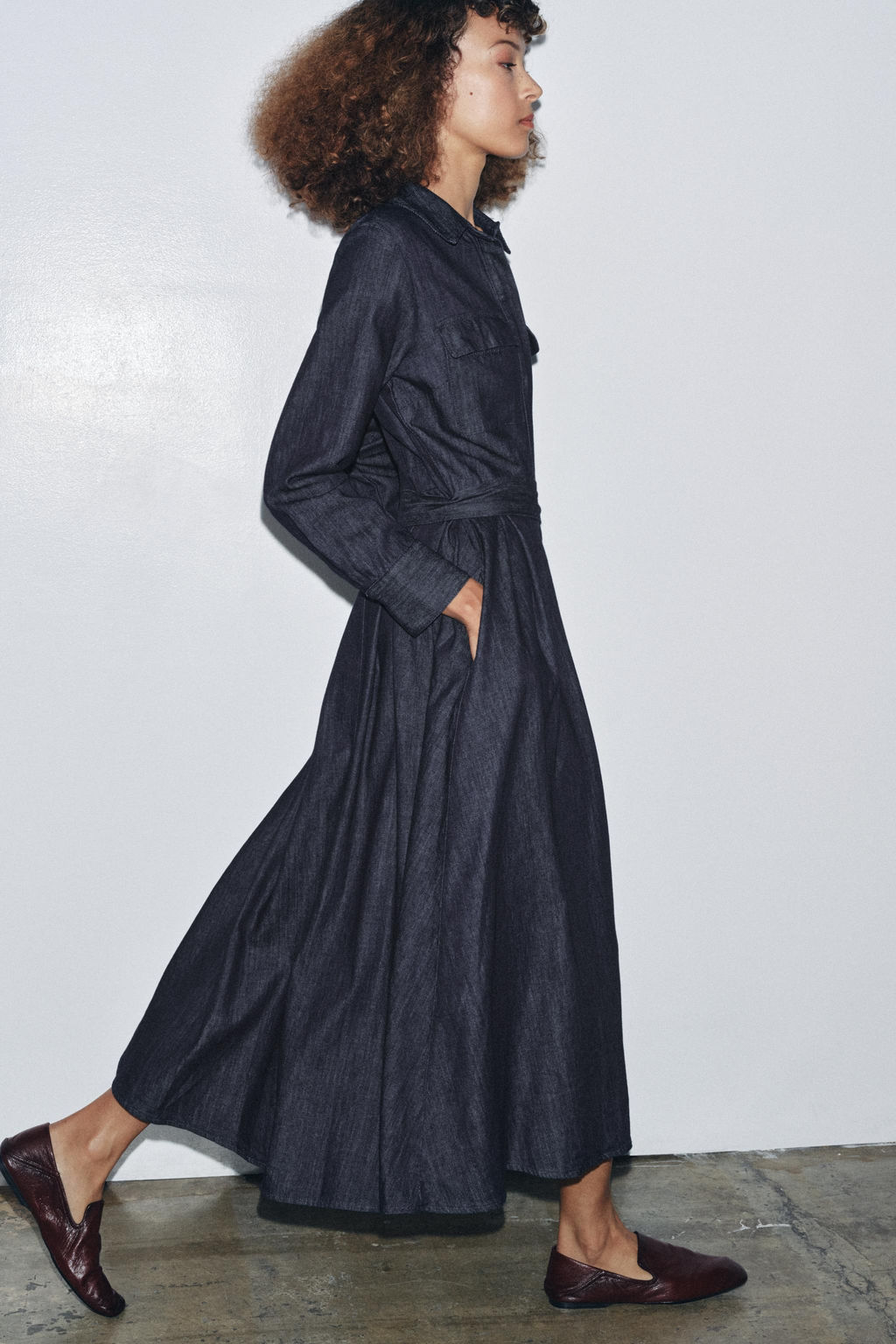ZW COLLECTION DENIM BELTED DRESS - Zara фото 3
