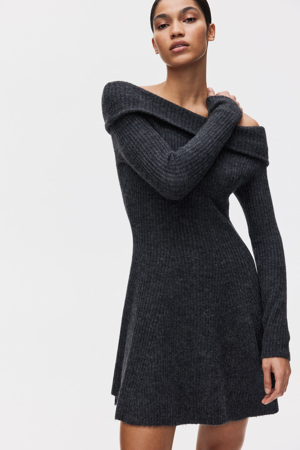 Vestido off-the-shoulder en punto de canal? - H&m фото 5