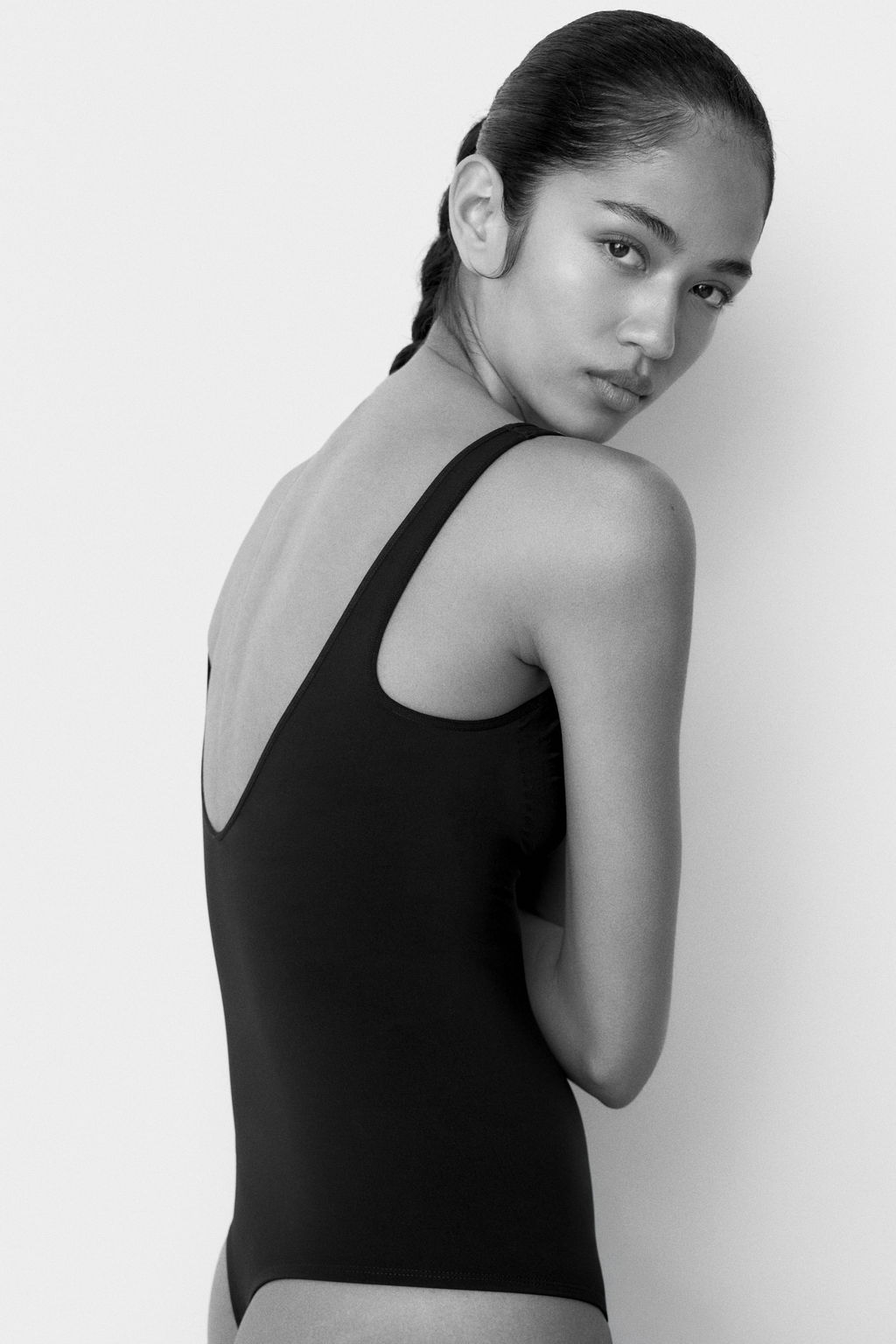 Body tanga Firm shape Sculpting - H&m фото 2