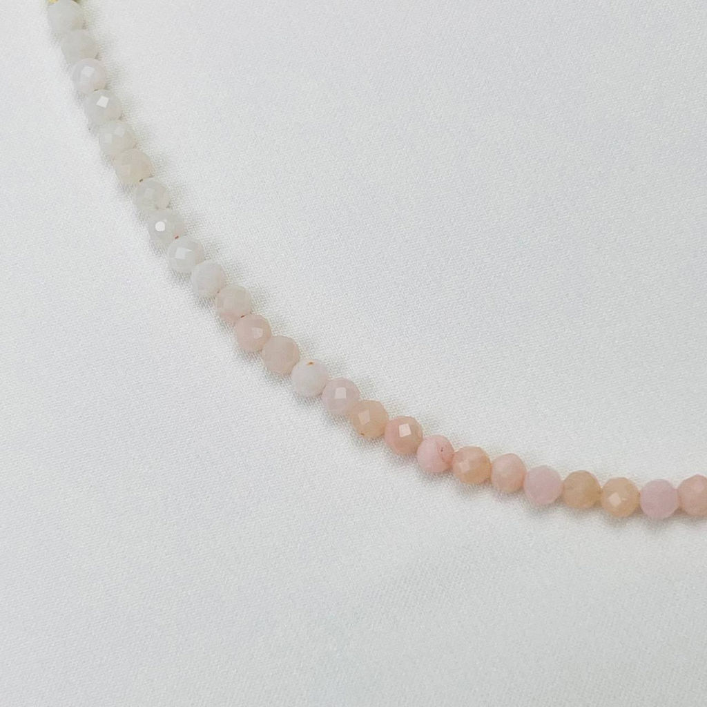 Колье из Опала "градиент"