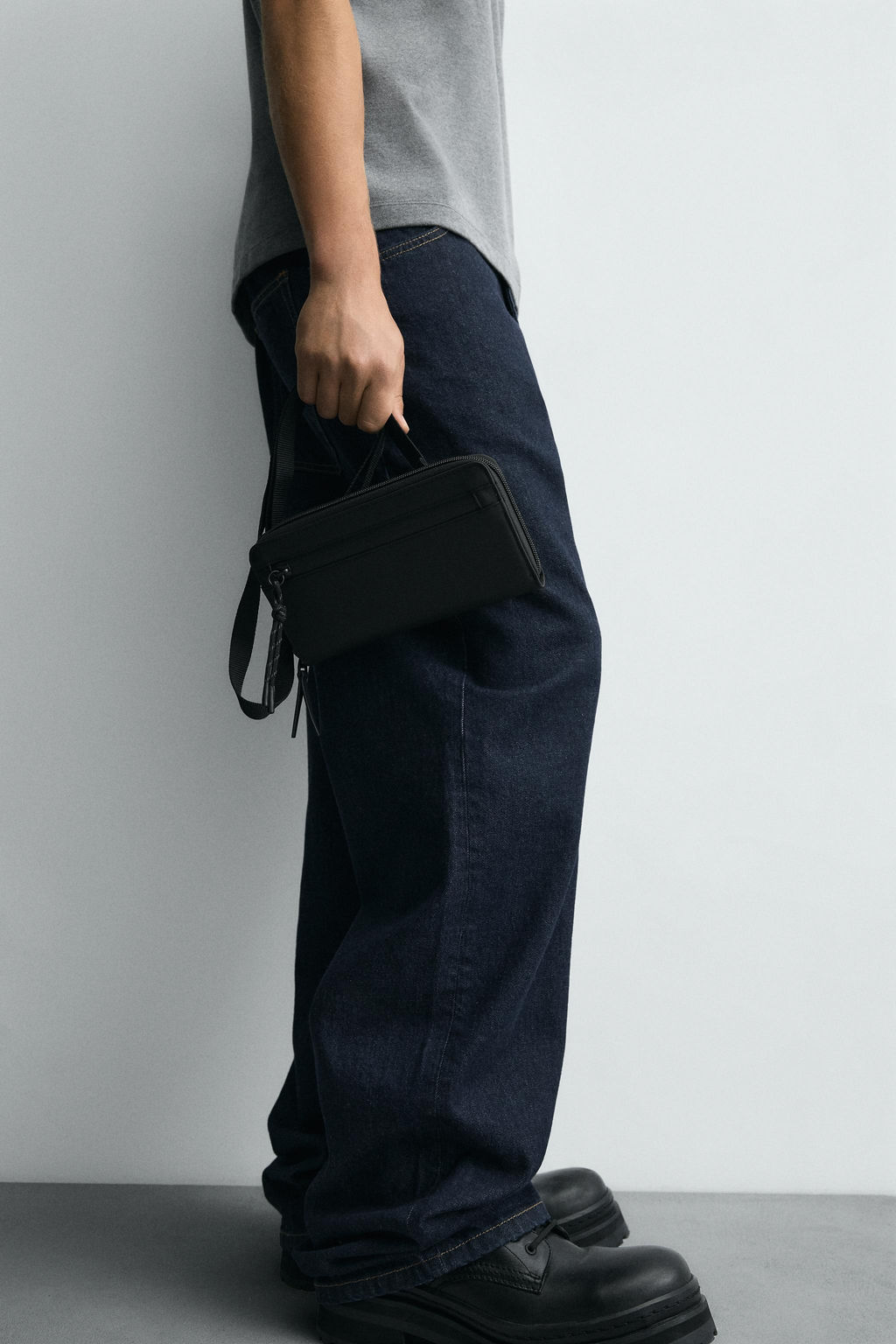 RUBBERISED PURSE - Zara фото 3