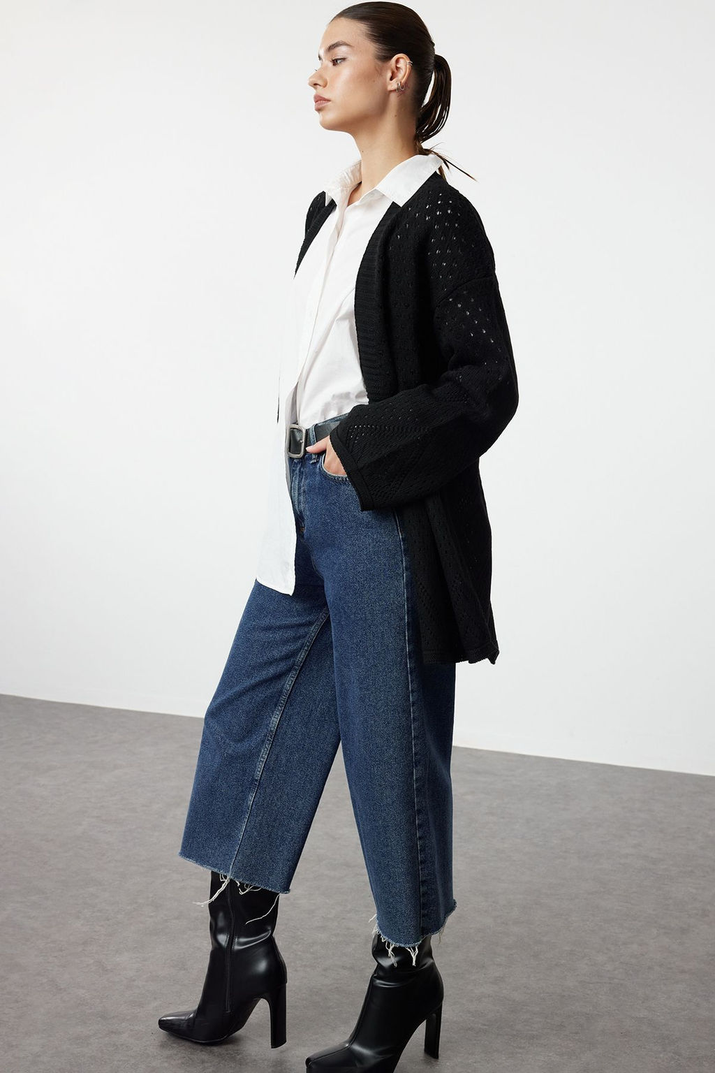 Siyah Genis Kal?p Midi Ajurlu/Delikli Triko H?rka TWOAW24HI00331