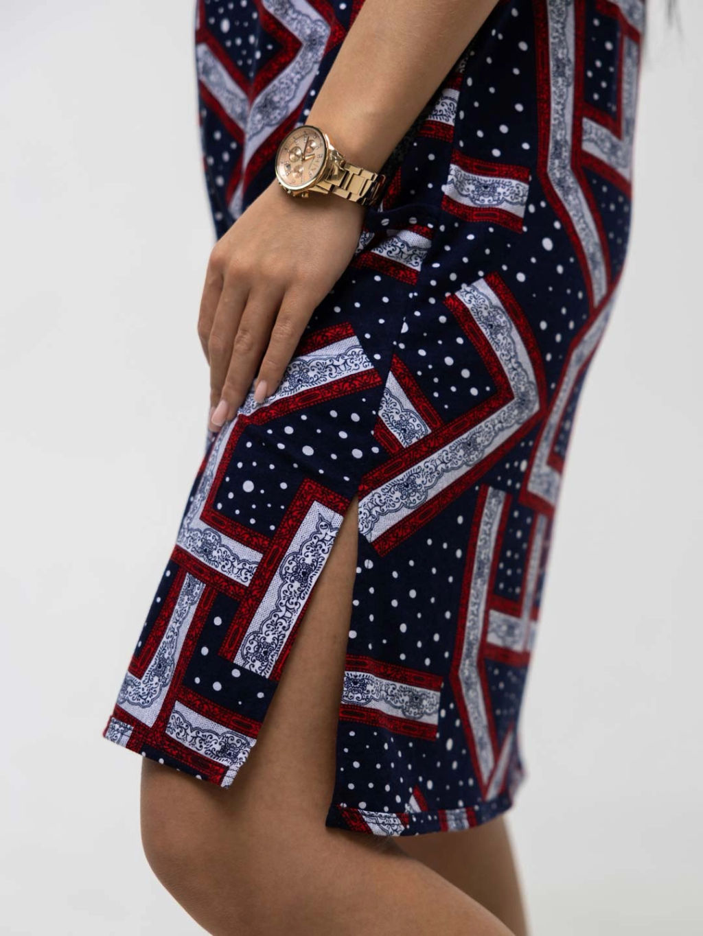 Халат женский, цвет синий красный