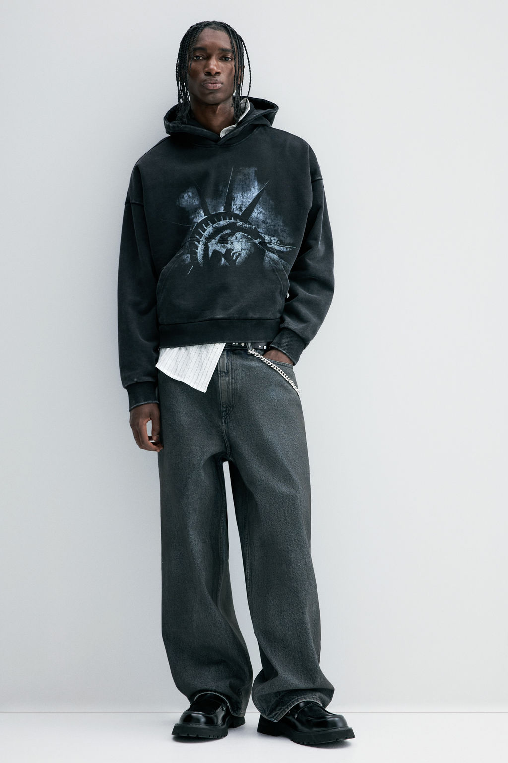Sudadera con capucha y estampado Oversized Fit - H&m фото 9