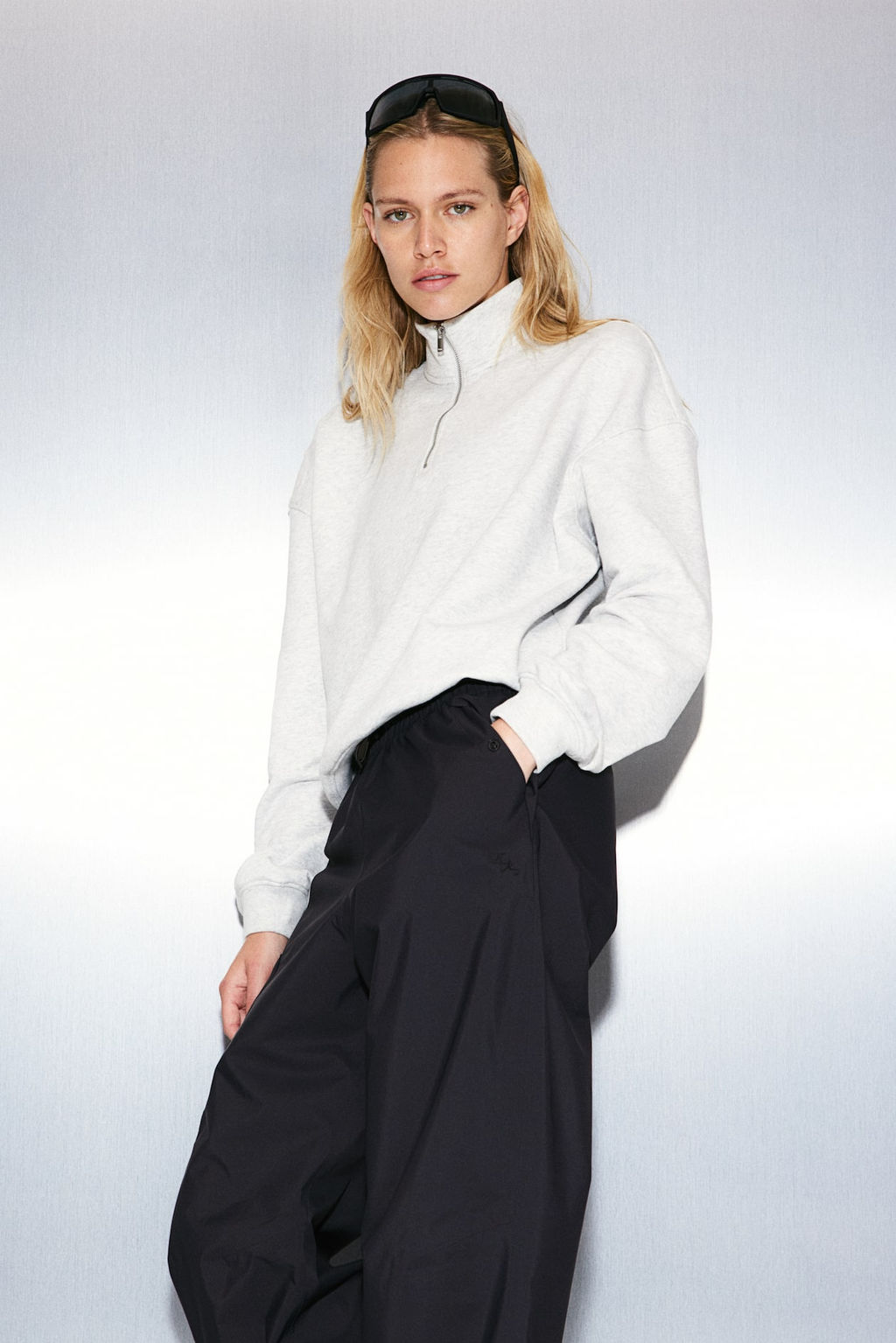 Pantalon chubasquero unisex en StormMove - H&m фото 3