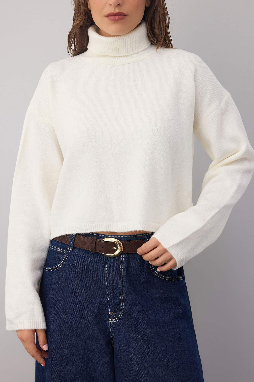 Kahverengi Wardrobe Essentials Genis Kal?p Yumusak Dokulu Crop/K?sa Triko Kazak TWOAW26KZ00113 - Trendyolmilla фото 9