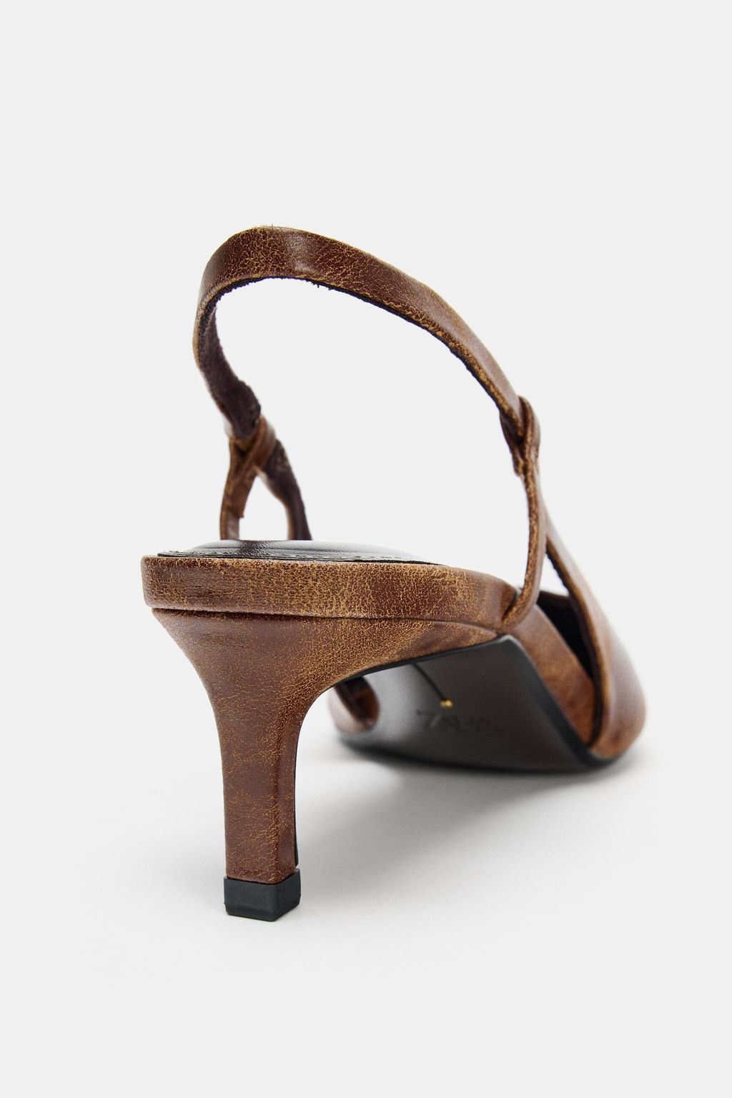 DISTRESSED EFFECT SHOES - Zara фото 5