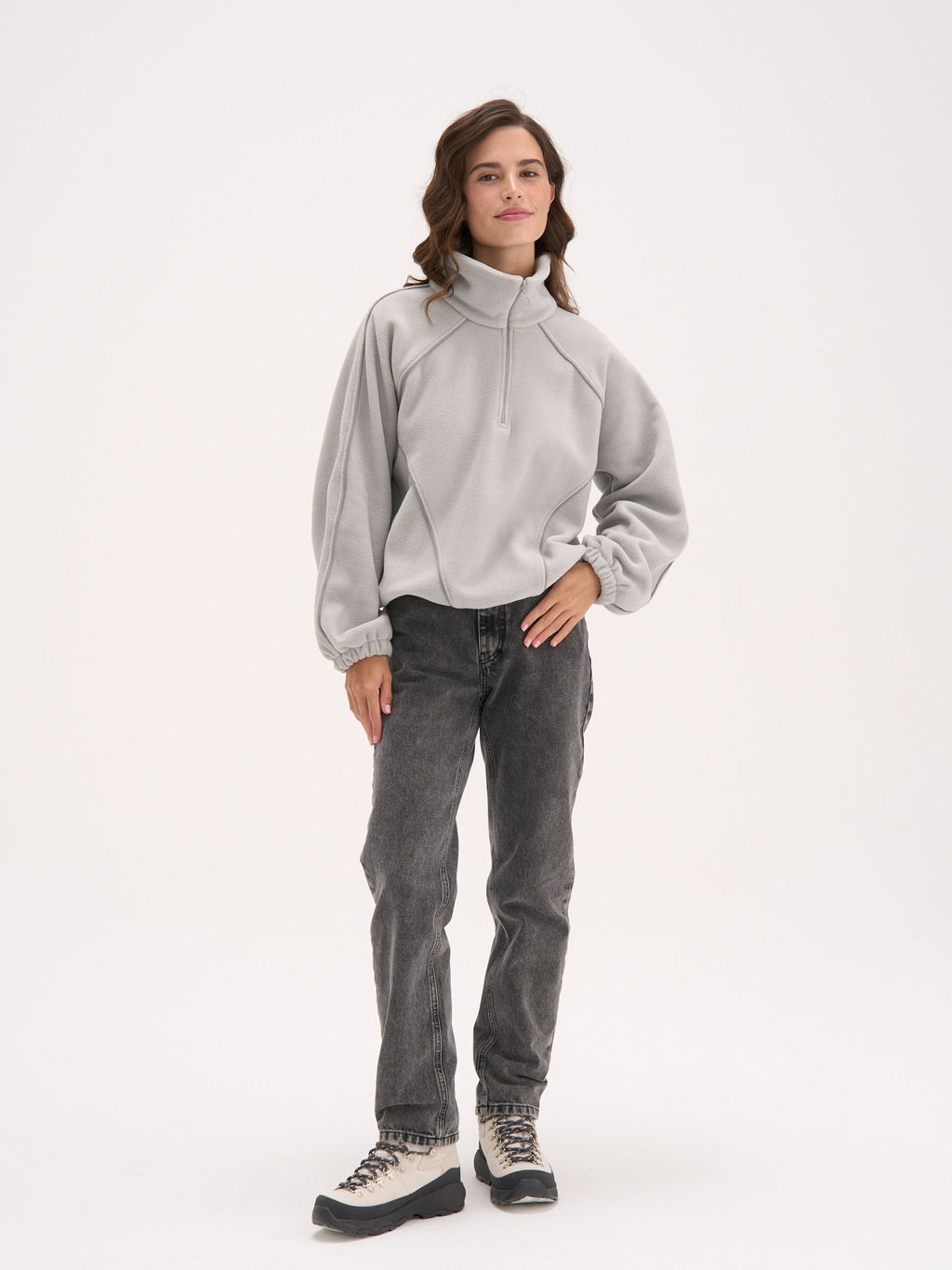 Олимпийка с контрастными окантовками и утяжкой "Серая" женская