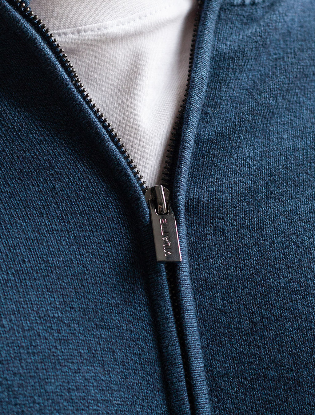 Кардиган на молнии из хлопка с нейлоном - Vilatte фото 3