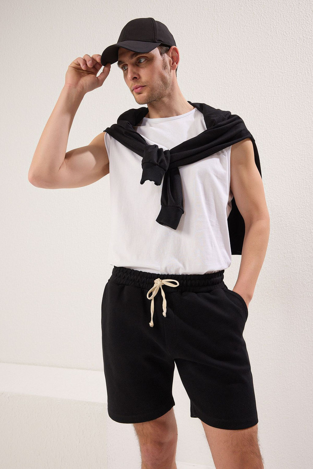 TRENDYOL MAN Zumrut Yesili Regular/Normal Kesim Dokulu %100 Pamuklu Sort TMNSS24SR00022 - Trendyolmilla фото 22