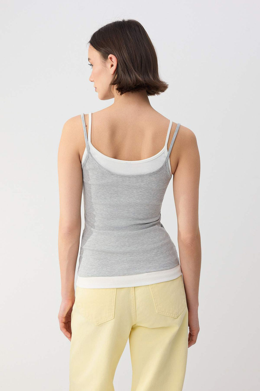 Wardrobe Essentials-Gri Melanj Renk Bloklu Fitted/Vucuda Oturan Esnek Orme Atlet TWOSS26AL00008