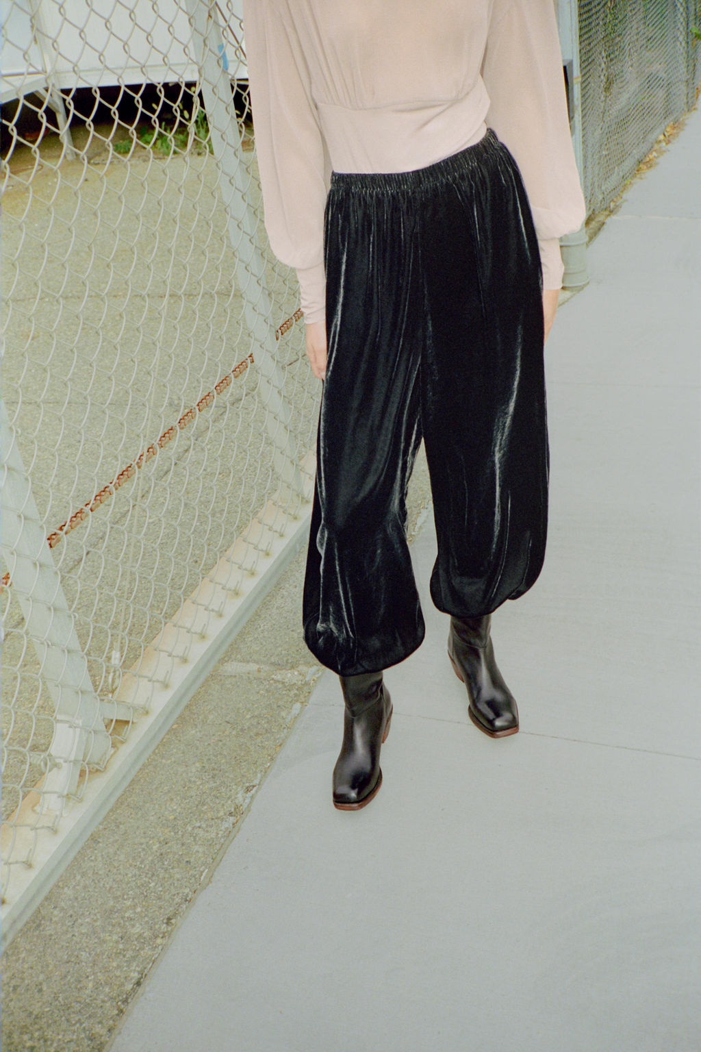 VELVET TROUSERS - Zara фото 2