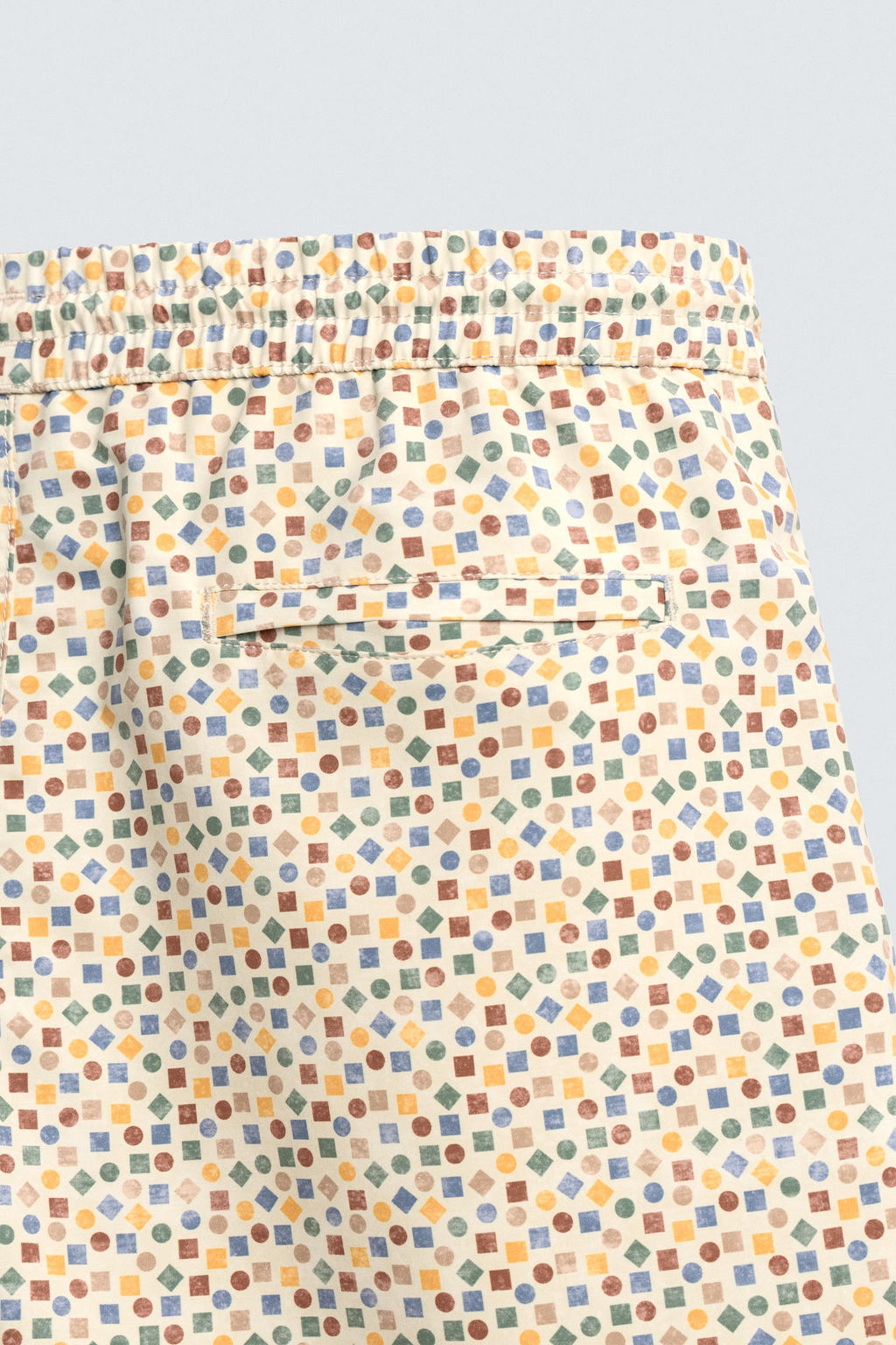 BA?ADOR MEDIO ESTAMPADO GEOM?TRICO / Crudo - Zara фото 9