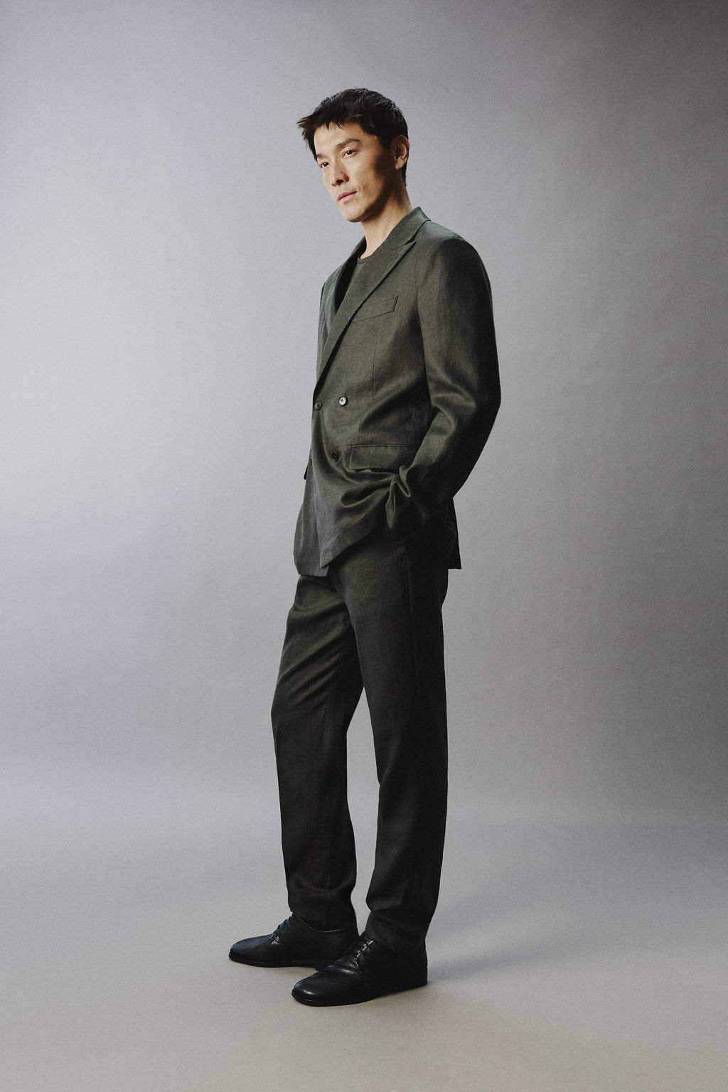 DOUBLE-BREASTED 100% LINEN SUIT BLAZER - Zara фото 4