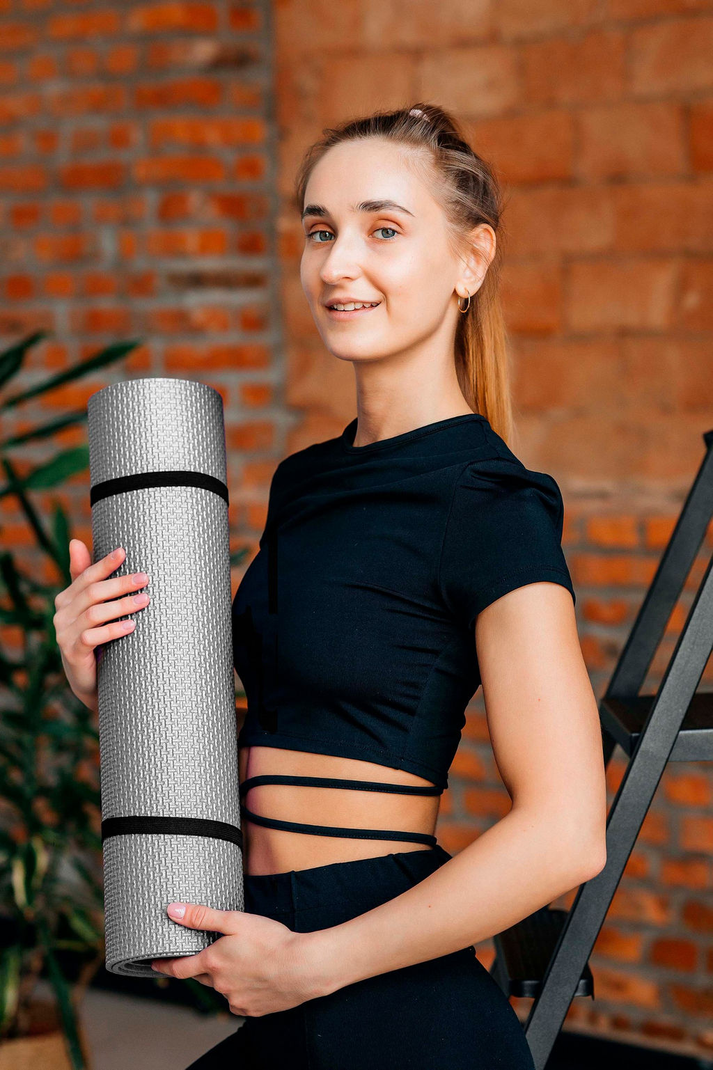 Коврик фитнес 1400*500*5 Серебристый