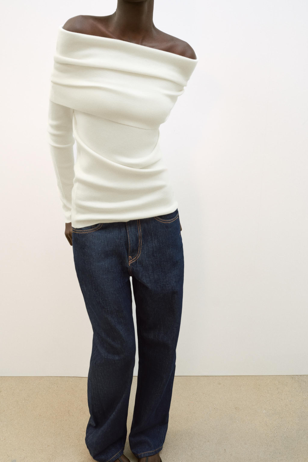 JERSEY PUNTO OFF SHOULDER / Blanco