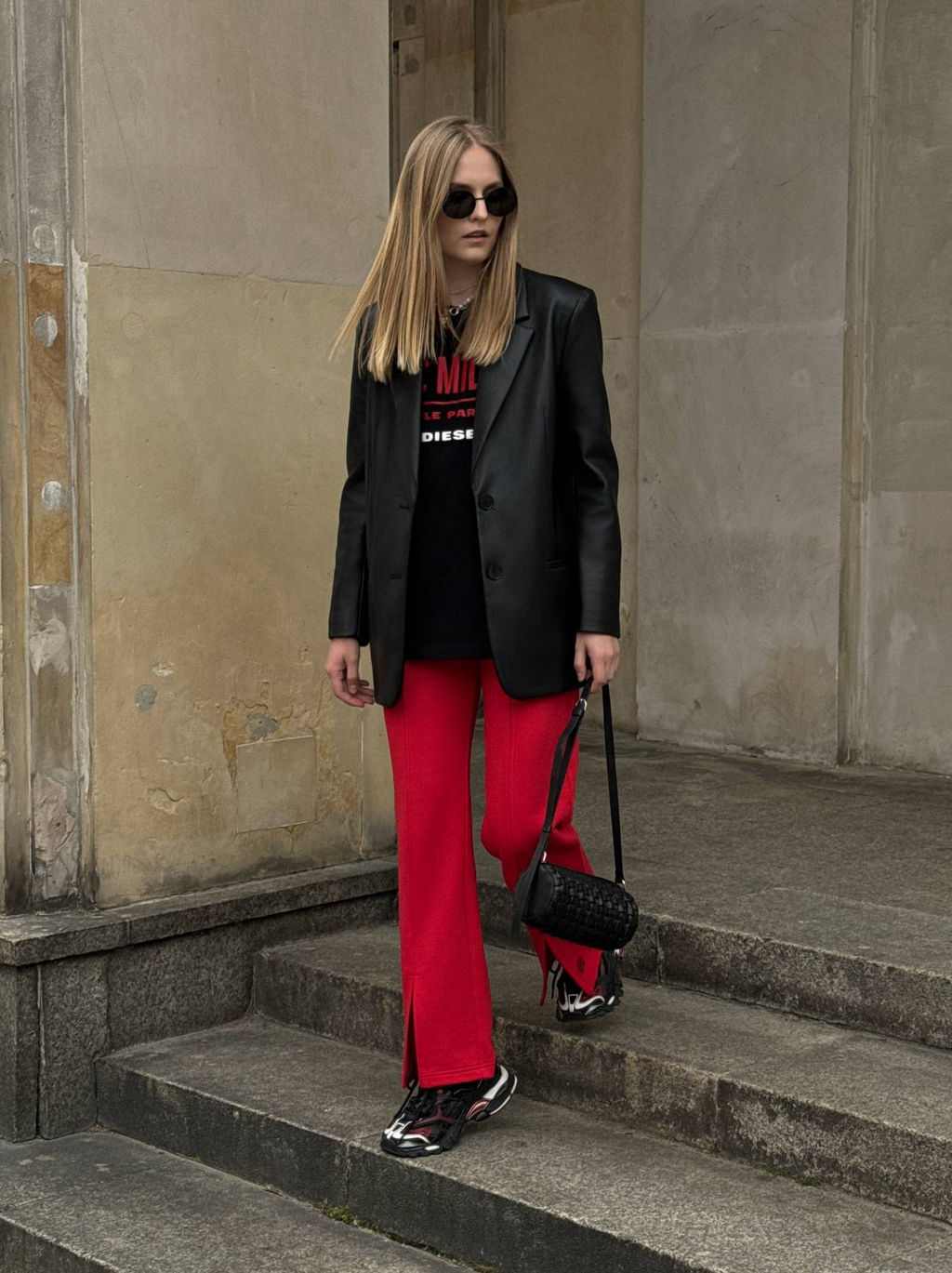 CONTE Брюки из футера с рельефными швами и разрезами LBK 2595 tomato - Conte elegant фото 4